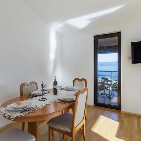 Pet Friendly In Labin With Kitchen Apartment