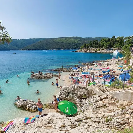 Pet Friendly In Labin With Kitchen *