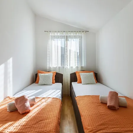 Appartamento In With House Sea View Labin (Istria)
