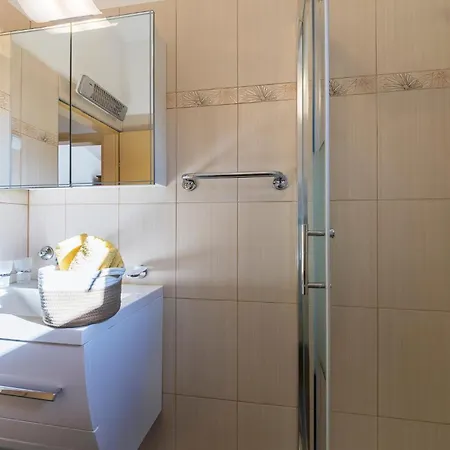 Pet Friendly In Labin With Kitchen Appartamento Labin (Istria)
