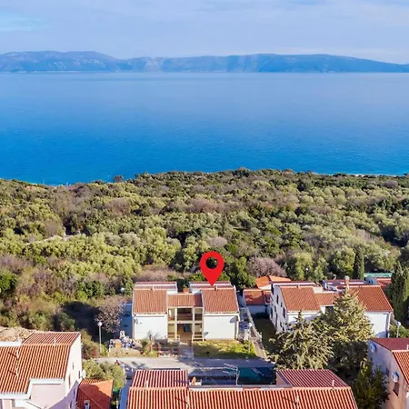 Pet Friendly In Labin With Kitchen Appartamento